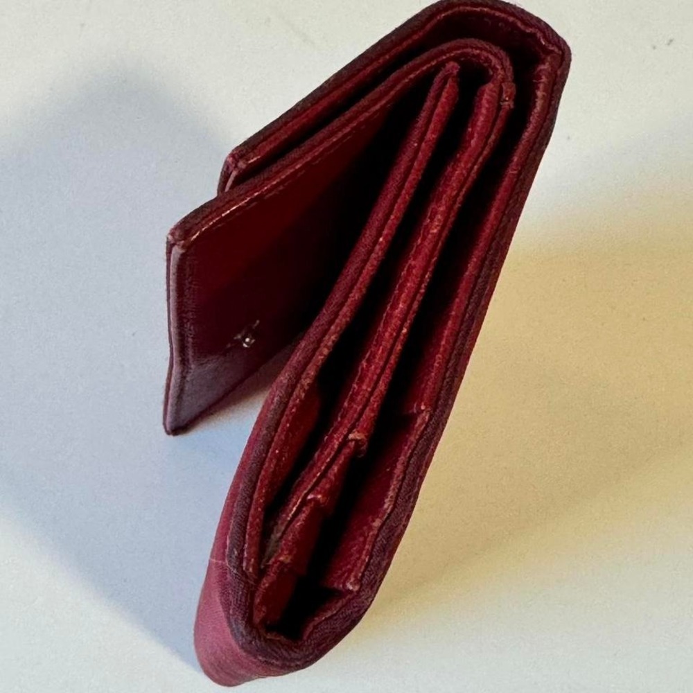 PRADA Red Nylon Wallet Red Pockets Cash & Cards Holder - Picture 7 of 8